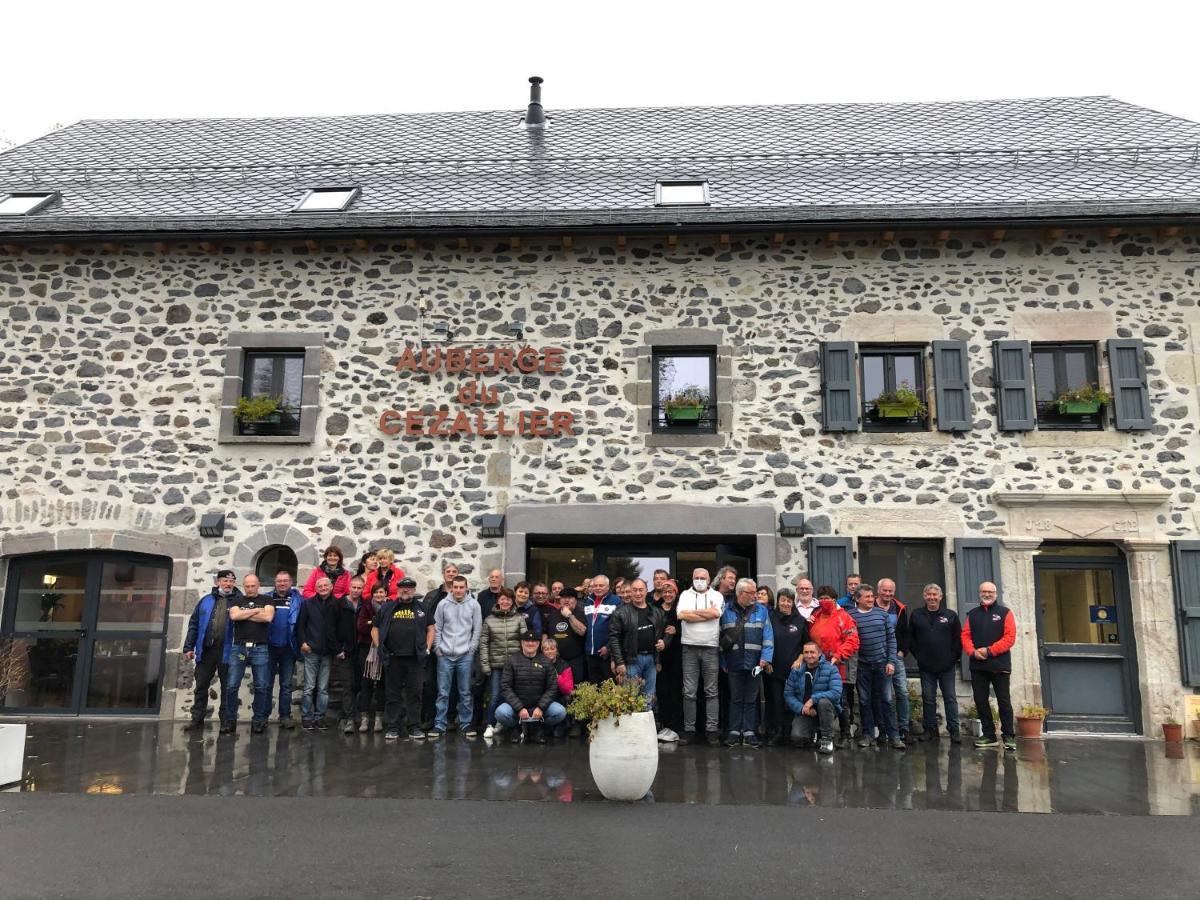 Auberge Du Cezallier Montgreleix Exteriör bild